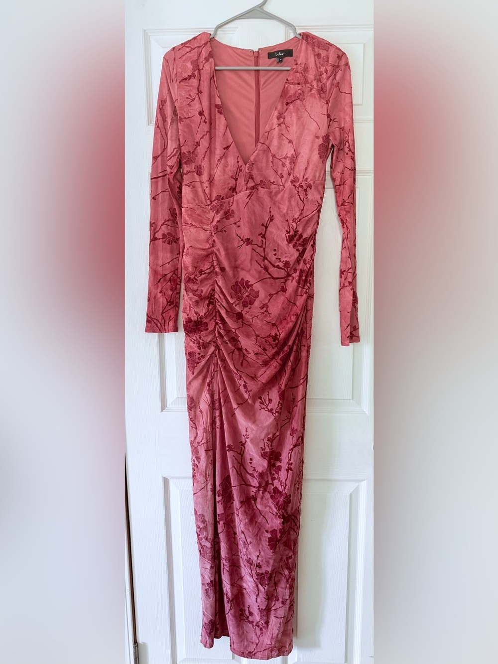 Lulu's Rose-Mauve Velvet Burnout Long Sleeve Ruched Gown